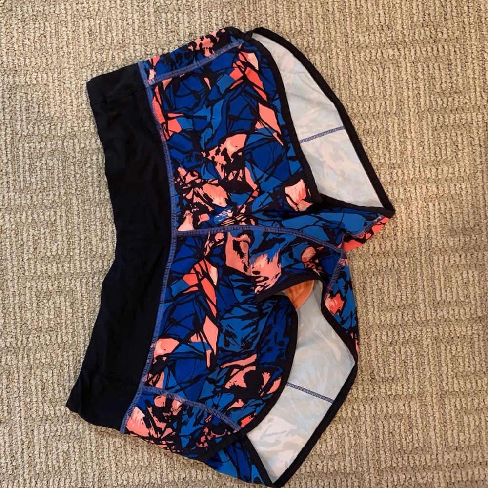 Lululemon Speed Short 2.5 inch